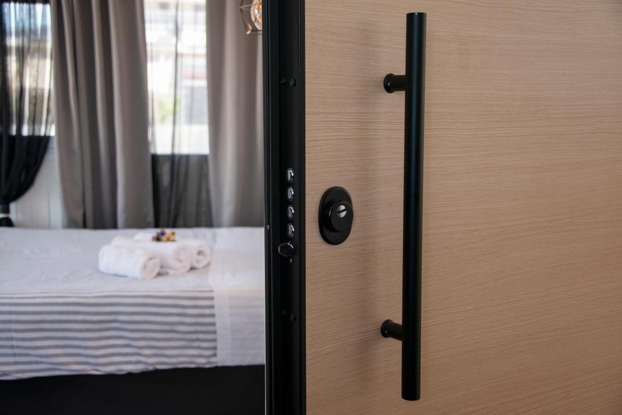 The Athenian Oasis Apartment Exterior photo