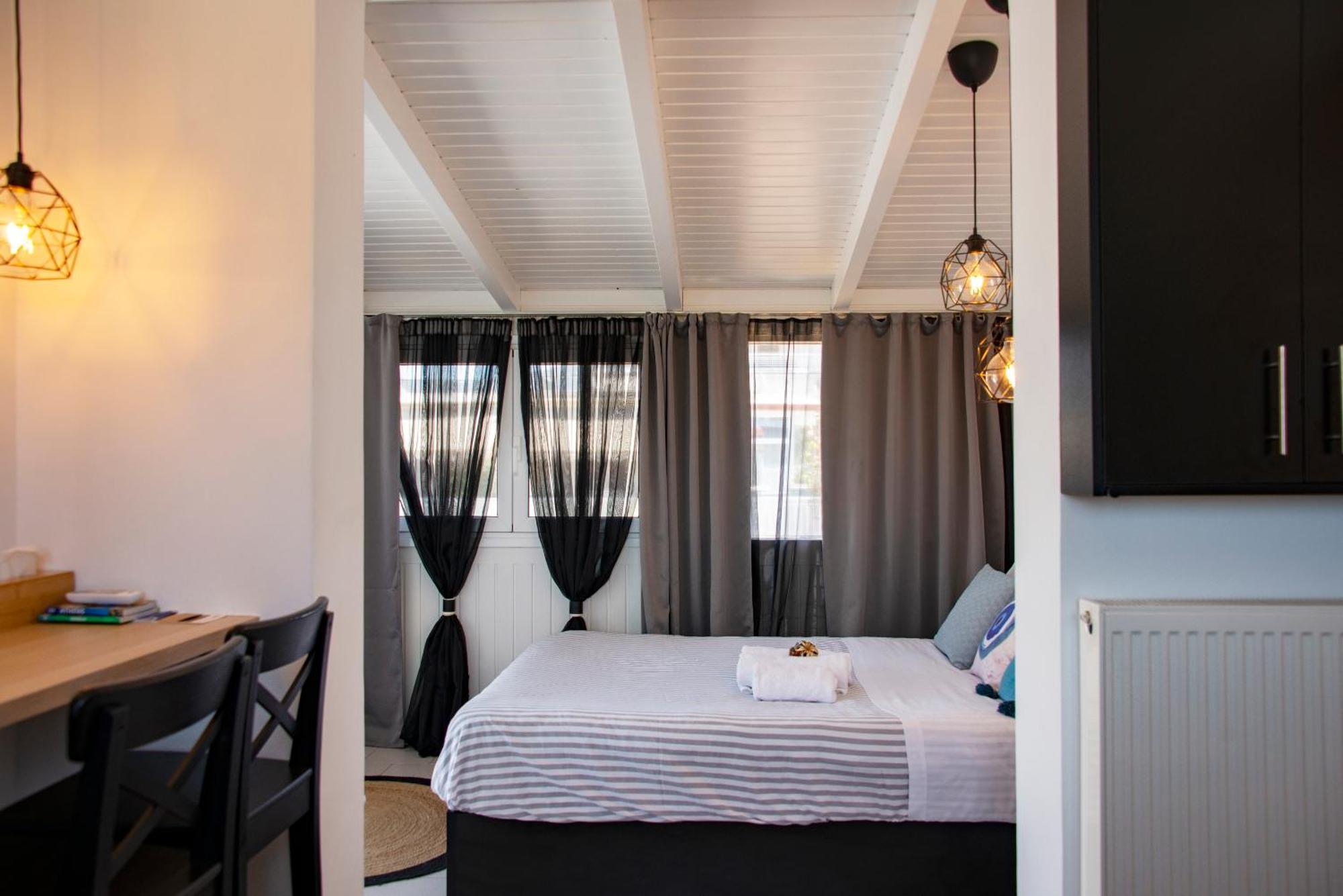 The Athenian Oasis Apartment Exterior photo